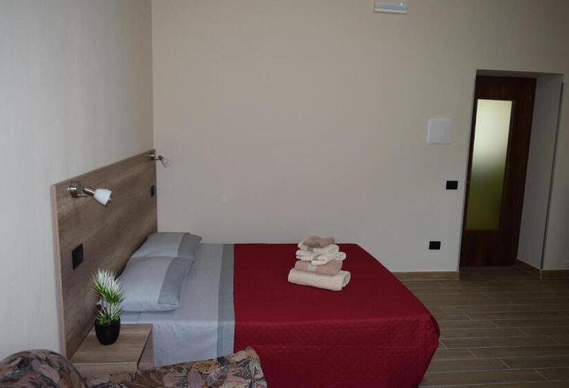 4인용 스탠다드 룸, Affittacamere Villa Paolina