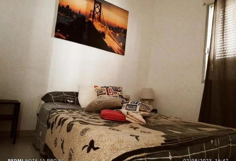 اتاق اکونومی, Casapatrizia Appartamento Compartido