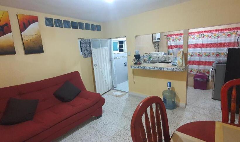 آپارتمان 1 خوابه همکف, Departamentos Muy Cercanos Al Aeropuerto T2 Wifi Free