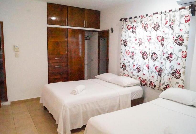 חדר סטנדרט נוף לבריכה, Monserrat