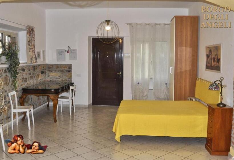 חדר קומפורט לשלושה, Borgo Degli Angeli Arcola