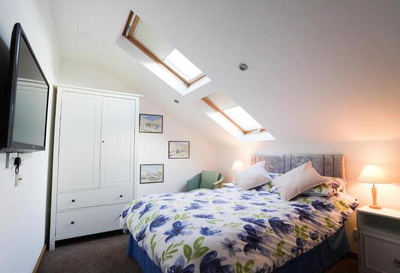 اتاق لوکس, Crackin View Guest House