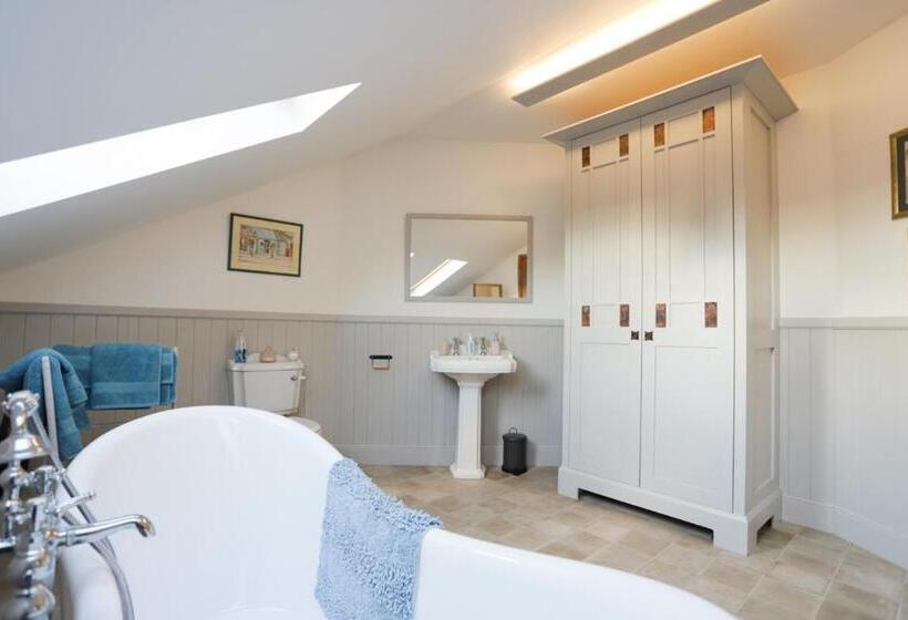 اتاق لوکس, Crackin View Guest House