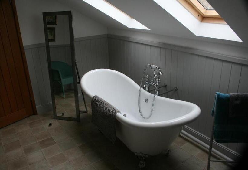 اتاق لوکس, Crackin View Guest House