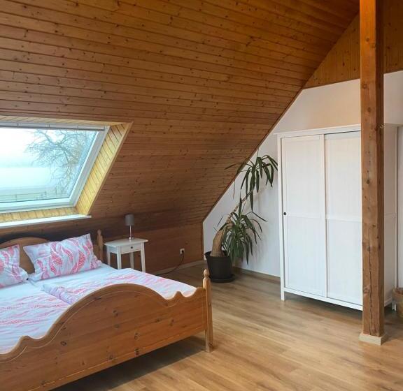 Студия Стандарт, Ferienhof Kröger