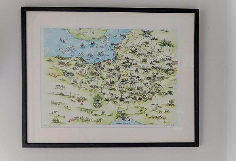 غرفة ديلوكس, Middle Farm House