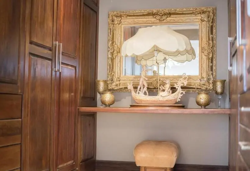キングサイズベッドのスーペリアルーム, Potch Manor Boutique Guest House