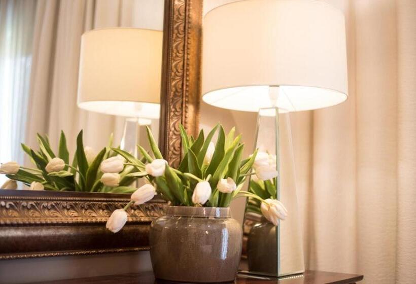 디럭스 룸, Potch Manor Boutique Guest House