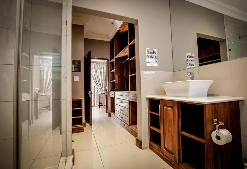 Трехместный Номер Deluxe, Potch Manor Boutique Guest House