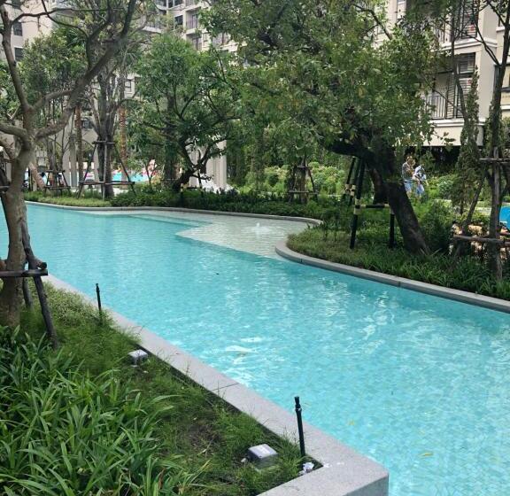 شقة غرفة واحدة مطلة على حمام السباحة, La Casita Pool Access Condo Huahin