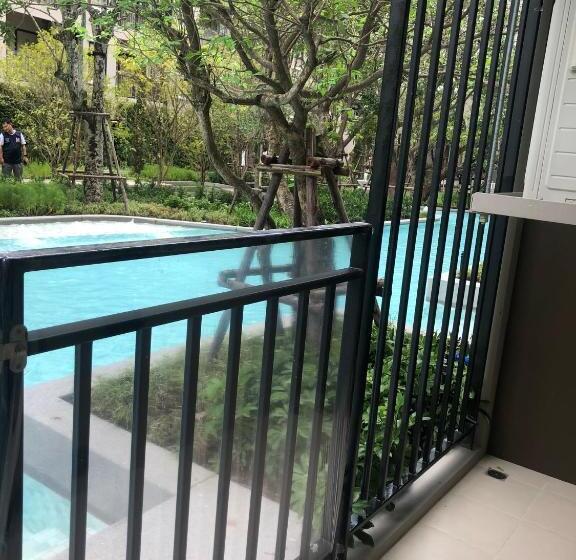 شقة غرفة واحدة مطلة على حمام السباحة, La Casita Pool Access Condo Huahin
