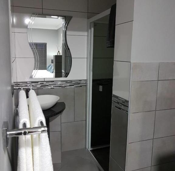 스위트 킹사이즈 침대, A’ La Maison Guesthouse