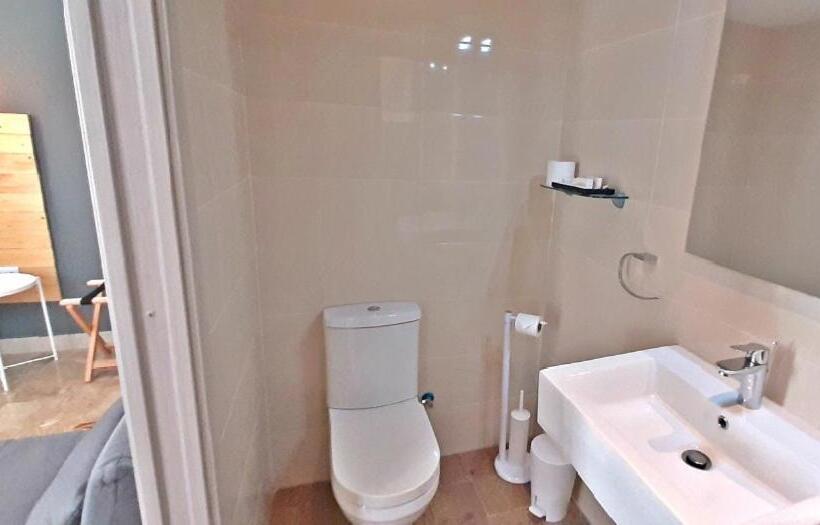 اتاق استاندارد با بالکن, Caro Boutique Guest House