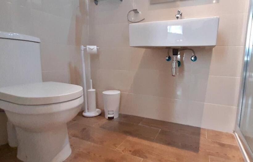 اتاق استاندارد با چشمانداز باغ, Caro Boutique Guest House