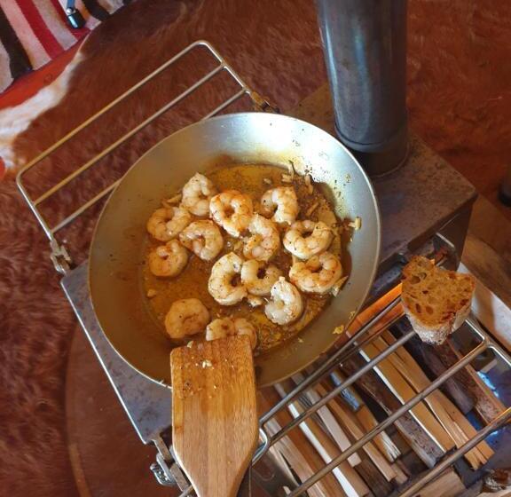 Standard Tent, Schönste Lage Am Rhein In Unmittelbarer Stadtnähe, B & B