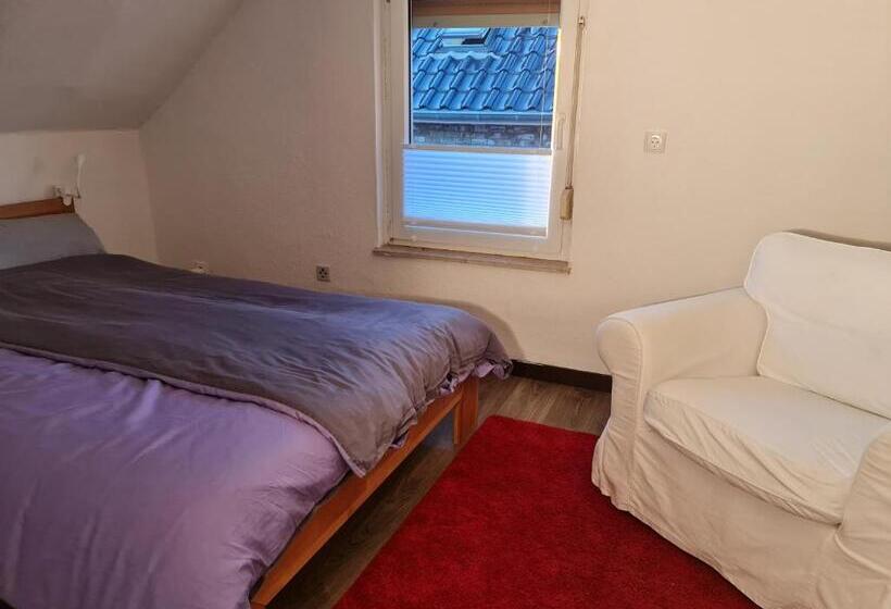 בית, 2 חדרי שינה, Schönste Lage Am Rhein In Unmittelbarer Stadtnähe, B & B