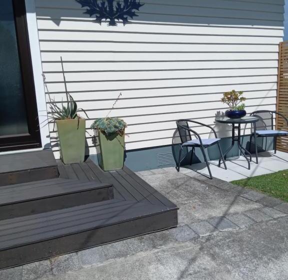 חדר דחוקס עם מיטת קינג, Thistle B&b