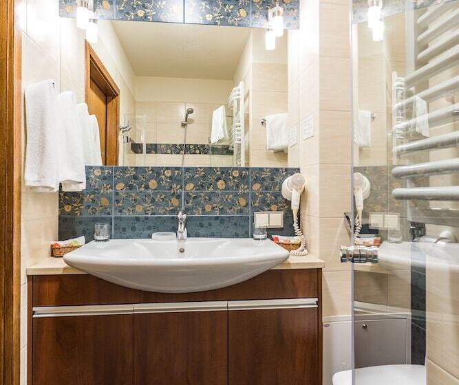 Номер Стандарт Индивидуальный, Dwór Kombornia Hotel&spa