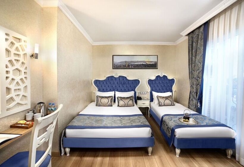 اتاق استاندارد سه نفره, Ayasultan