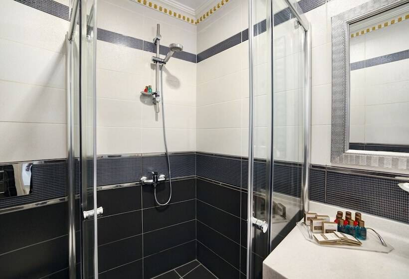 اتاق اکونومی, Ayasultan