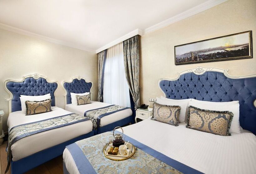 اتاق خانوادگی, Ayasultan