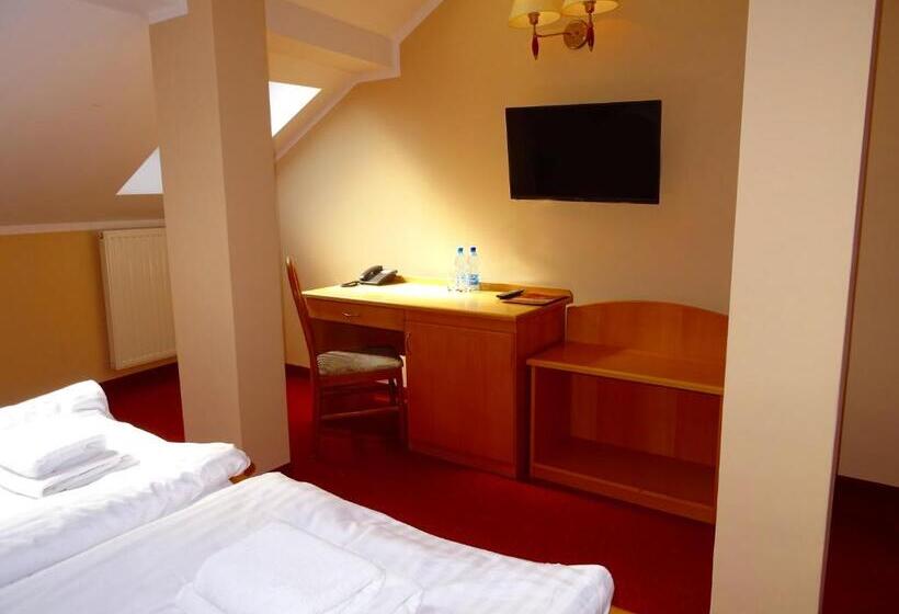 舒适型房间, Bartis