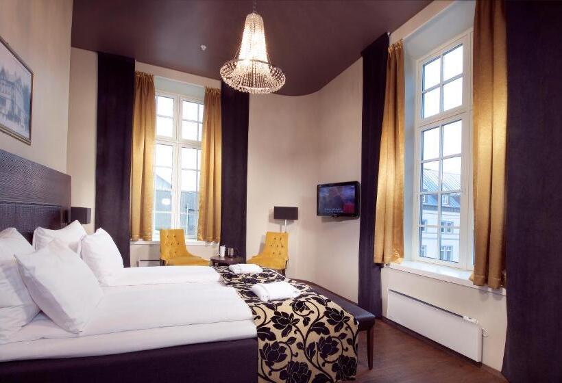 חדר סופריור, Banken