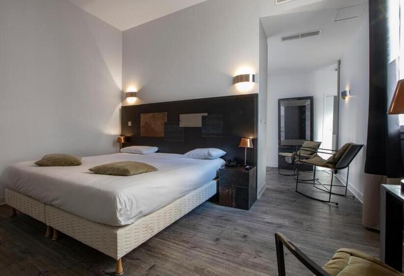 סוויטה, De Paris