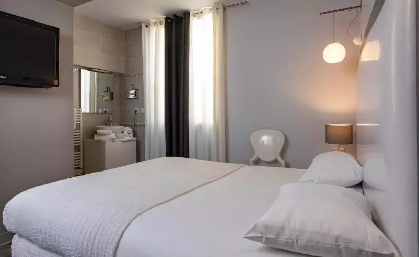 اتاق اینتریور یک تخته, De Paris