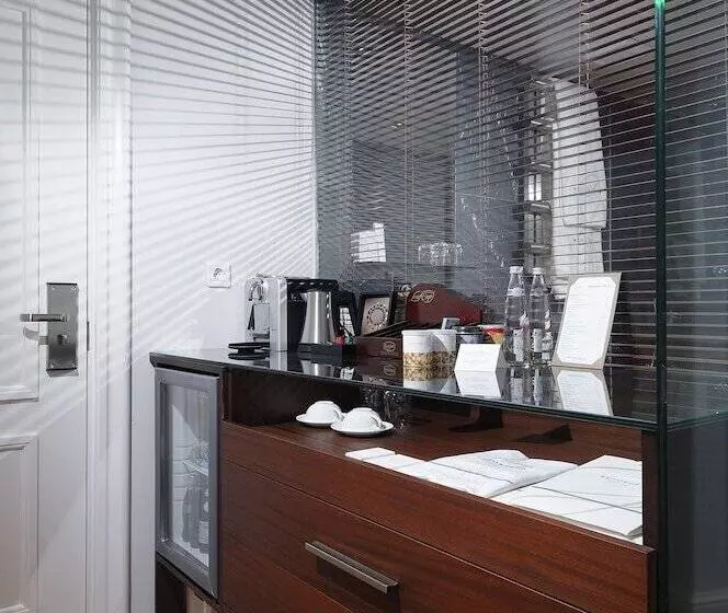 デラックスルーム, Georges Hotel Galata