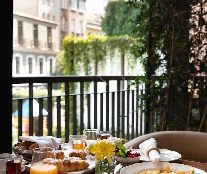 Номер Deluxe Вид на Сад, Georges Hotel Galata