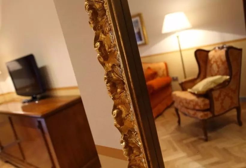 سوییت, Grand Hotel Forlì