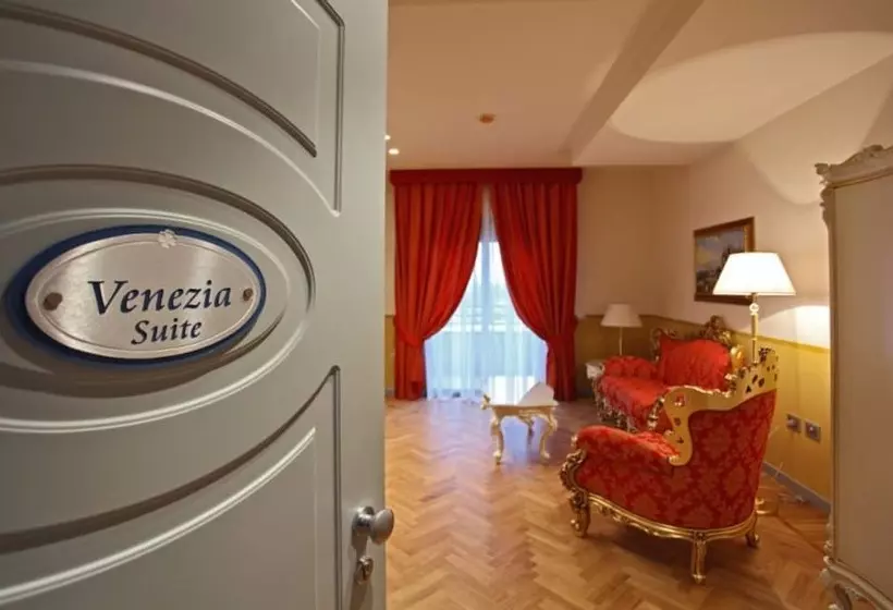 سوییت, Grand Hotel Forlì