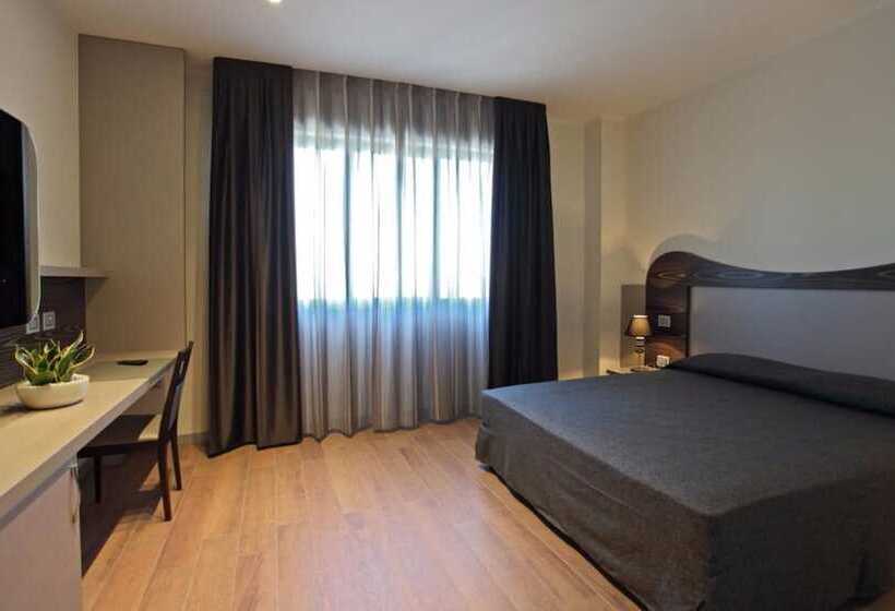 スタンダードトリプルルーム, Grand Hotel Forlì