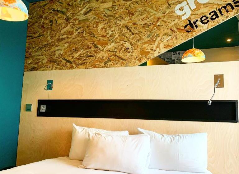 Номер Стандарт, Greet Hotel Marseille Provence Aéroport