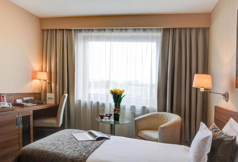 스탠다드 싱글 룸, Haston City