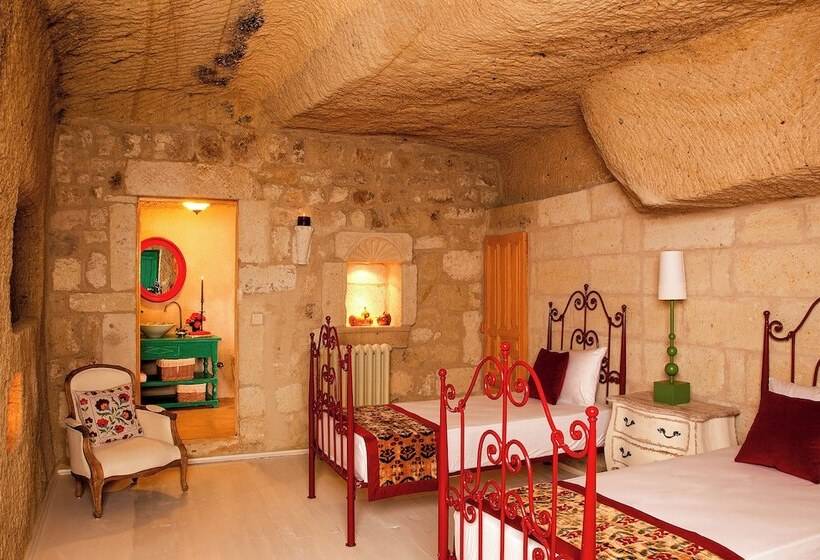 חדר סטנדרט, Hezen Cave