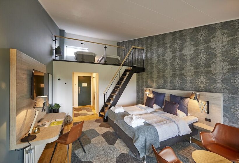 غرفة عائلية, Himmerland