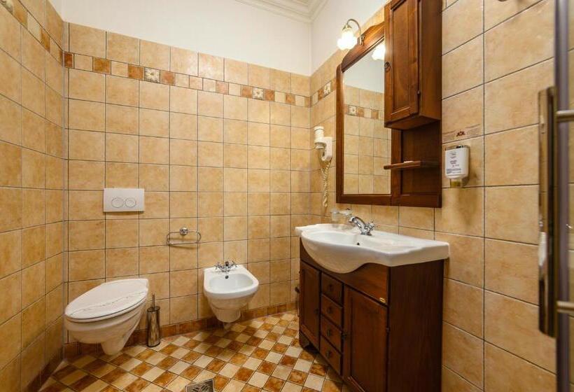 침실 1개 아파트, Iosefin Residence