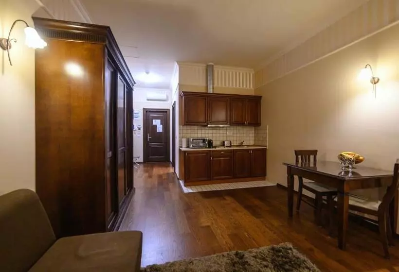 Estudio Estàndard, Iosefin Residence