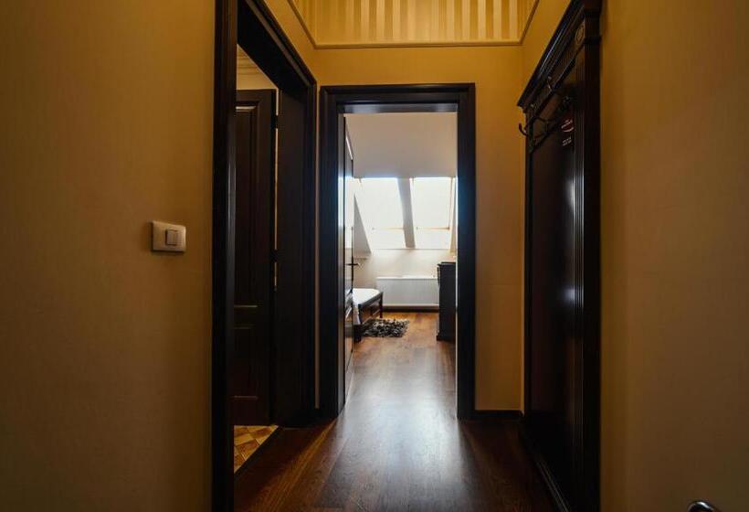 침실 1개 아파트, Iosefin Residence