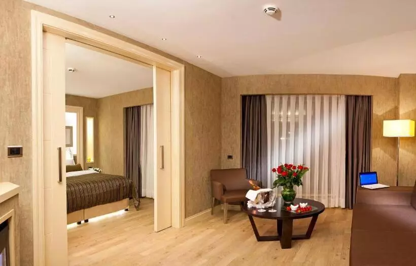 سوییت جونیور, Limak Eurasia Luxury