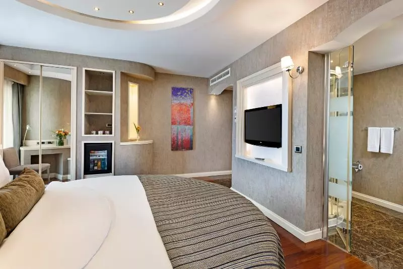 اتاق لوکس, Limak Eurasia Luxury
