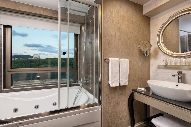 سوییت لوکس, Limak Eurasia Luxury