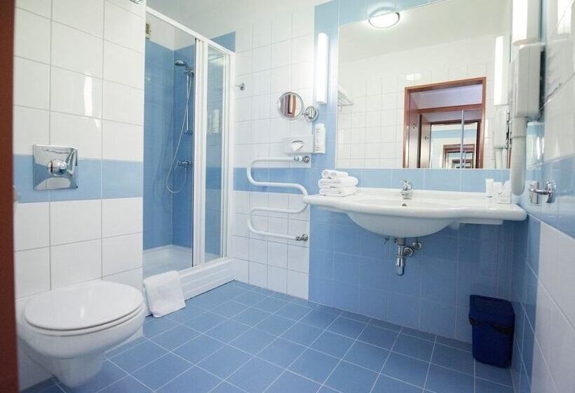 اتاق کلاس بیزنس, Nadmorski