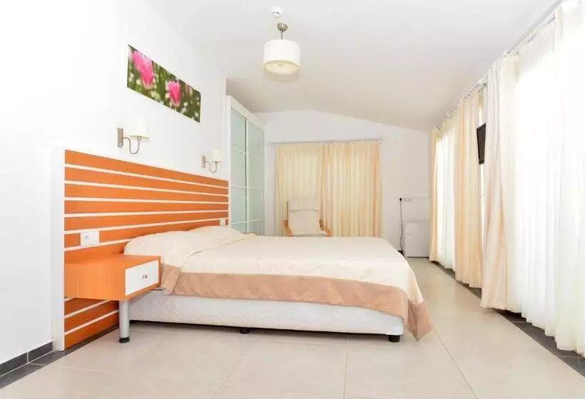 Standard-huone, Odyssey Residence Apartments