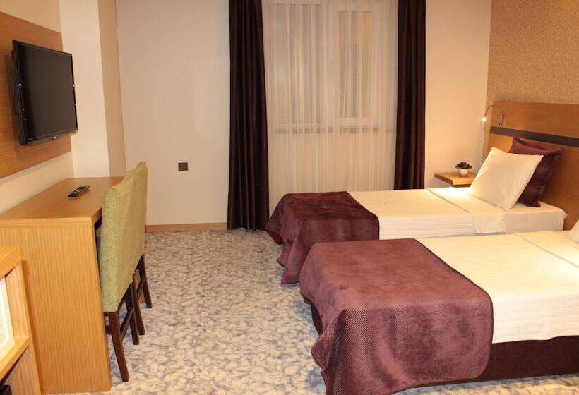 اتاق لوکس, Osaka Airport