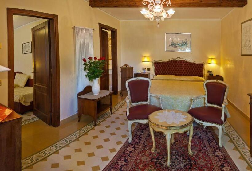 اتاق استاندارد چهار تخته, Pensione Accademia  Villa Maravege