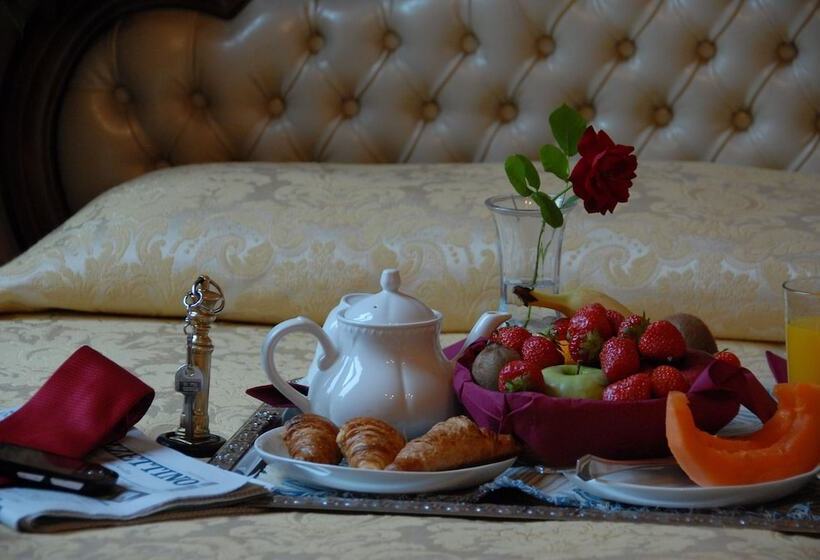 اتاق سوپریور, Pensione Accademia  Villa Maravege