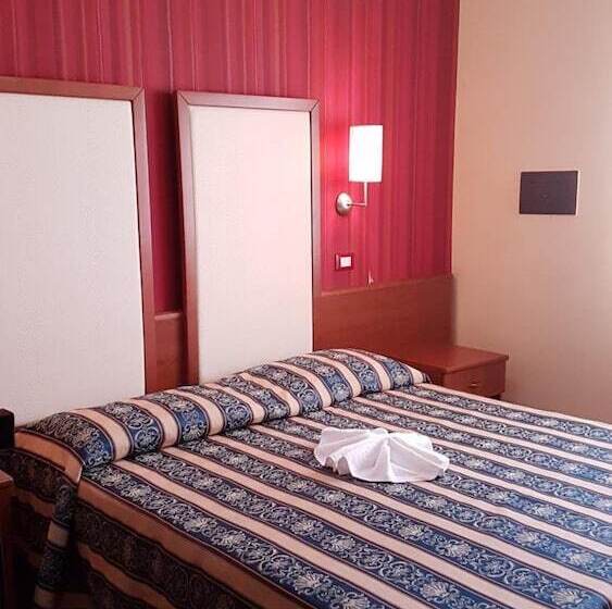 Номер Superior, Promenade Universale